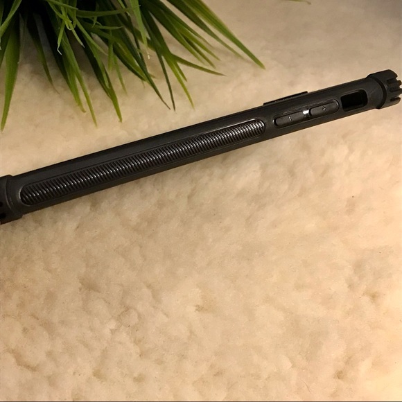 NEW iPhone 11 Pro Max Case Queen Design - Picture 3 of 7